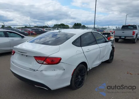 2016 Chrysler 200 S z USA, uszkodzony, nr VIN 1C3CCCDG8GN139632